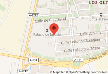 Trastero en esquina calle ainielle y calle irene izarbez, Huesca